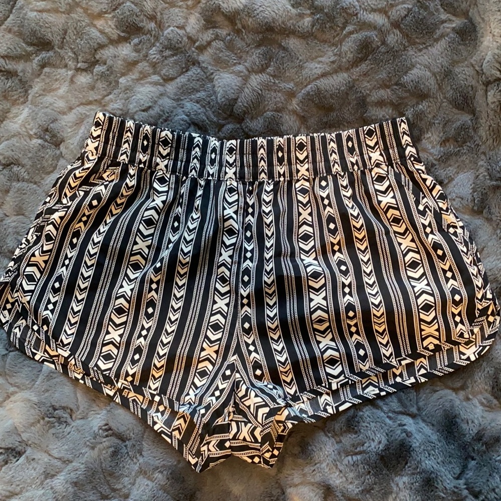 FOREVER 21 Shorts